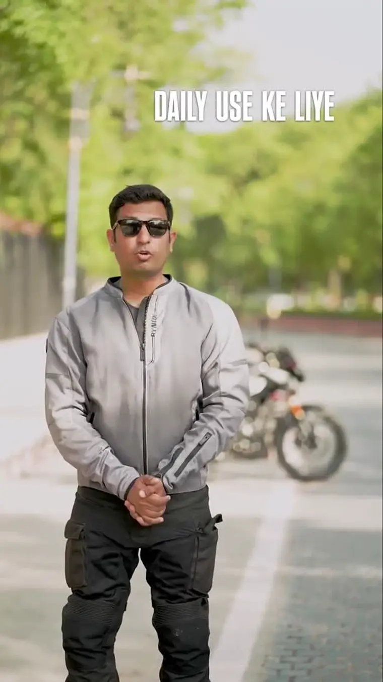 Bajaj Auto ad creative: SPORTY MOTORCYCLE